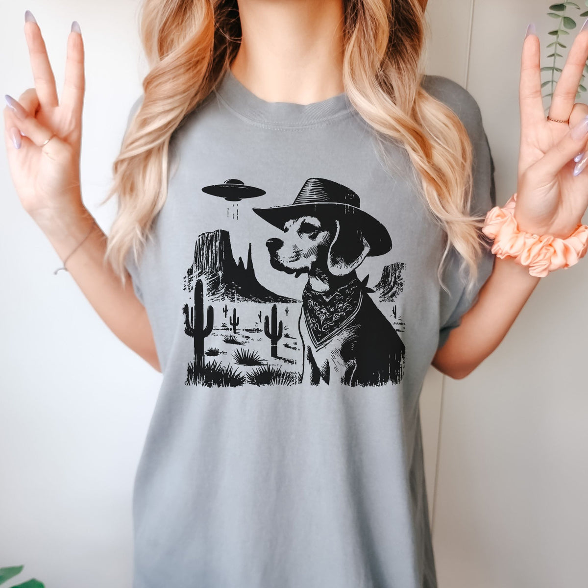 Beagle Western UFO t-shirt