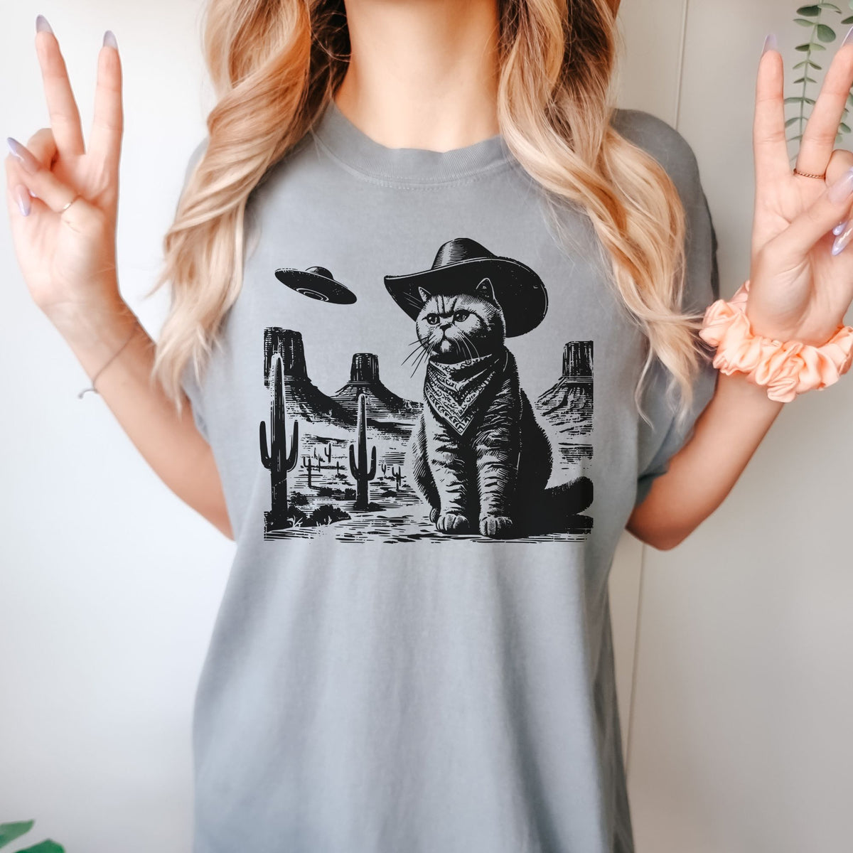British Shorthair Western UFO t-shirt
