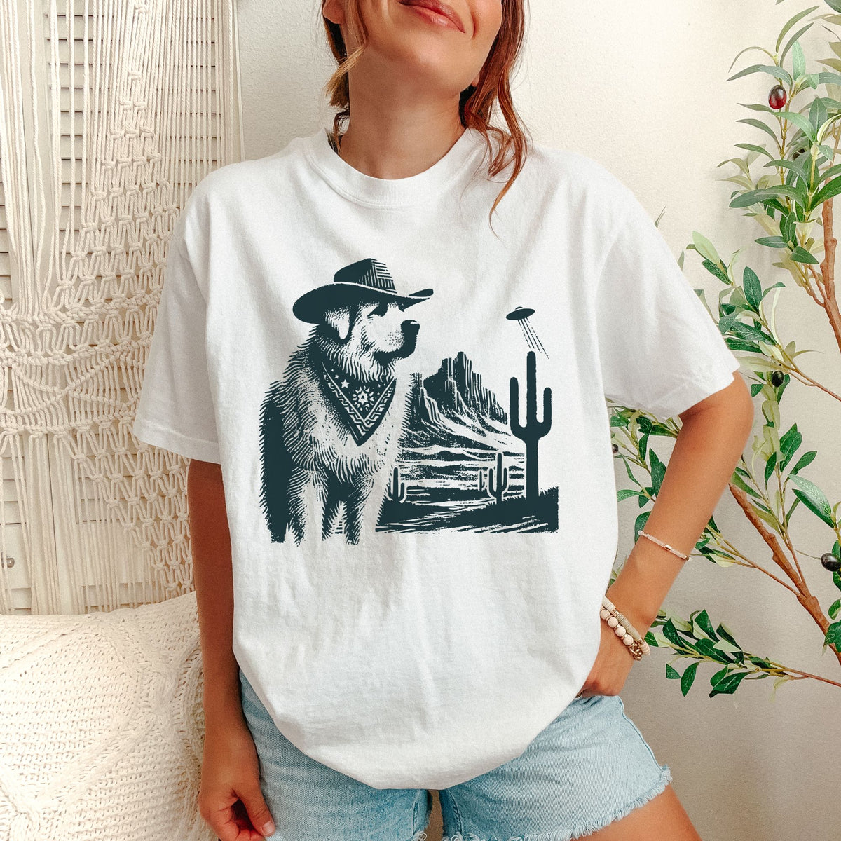 Great Pyrenees Western UFO t-shirt