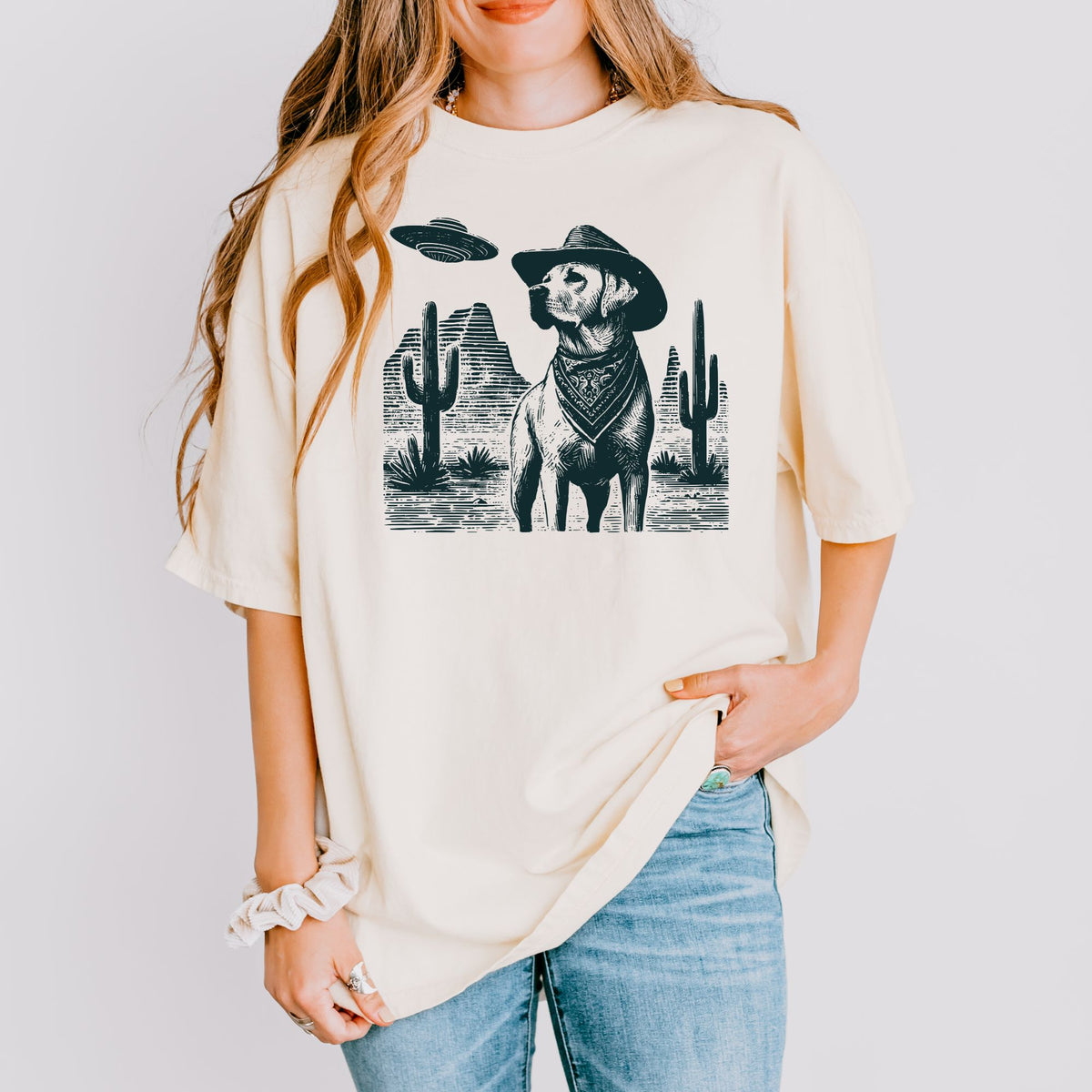 Labrador Retriever Western UFO t-shirt
