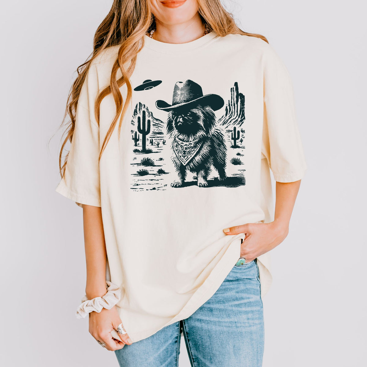 Pekingese Western UFO t-shirt