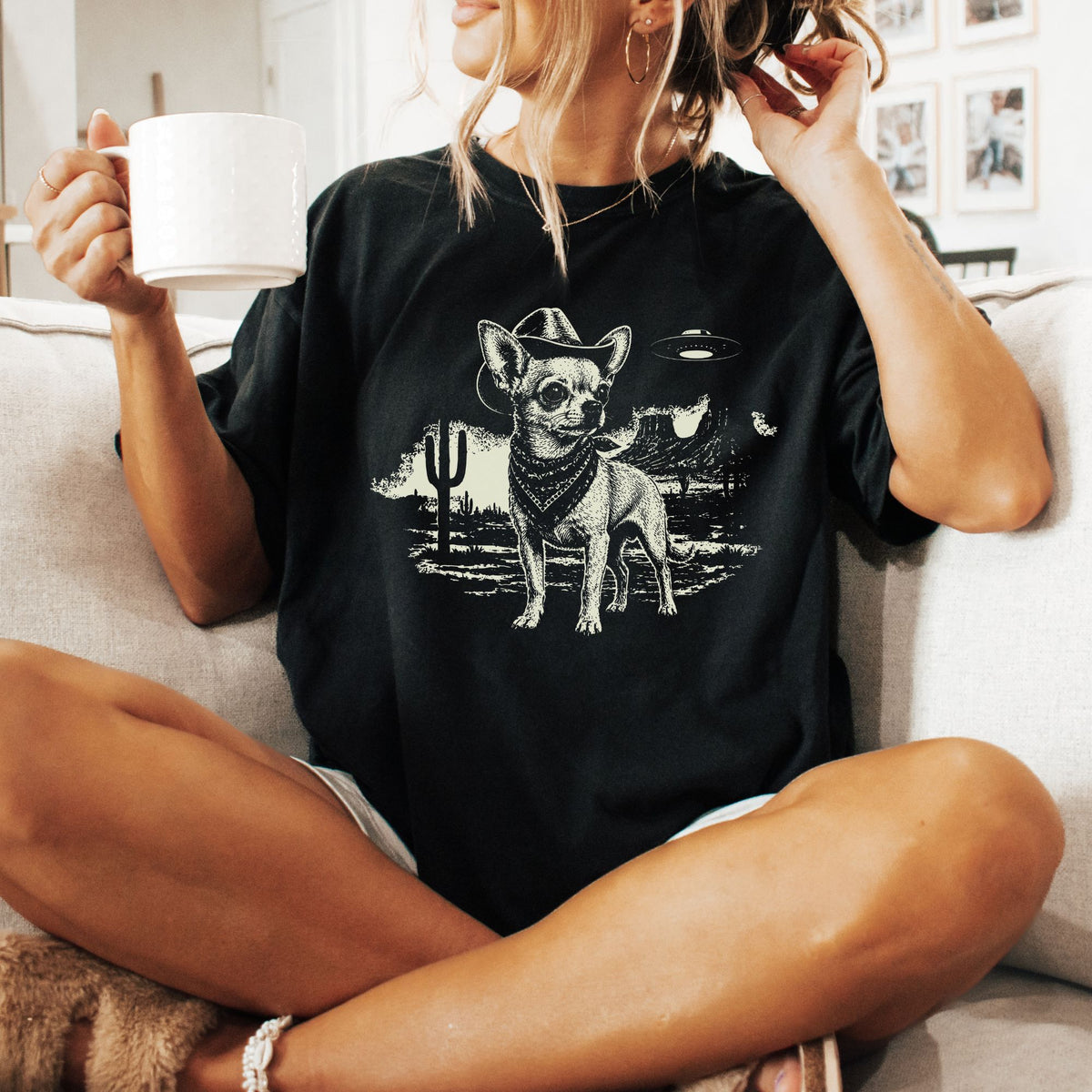 Chihuahua Western UFO t-shirt
