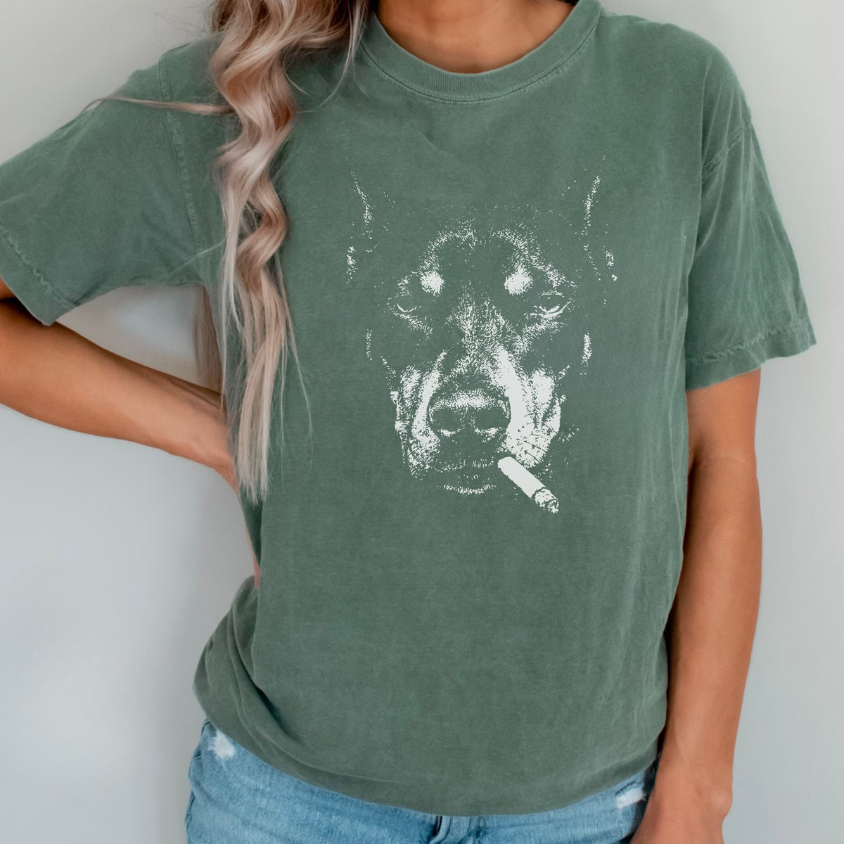 Doberman Smoking t-shirt