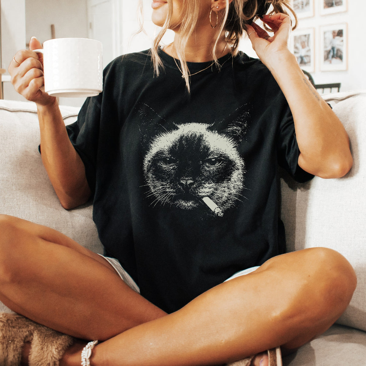 Siamese Cat Smoking t-shirt