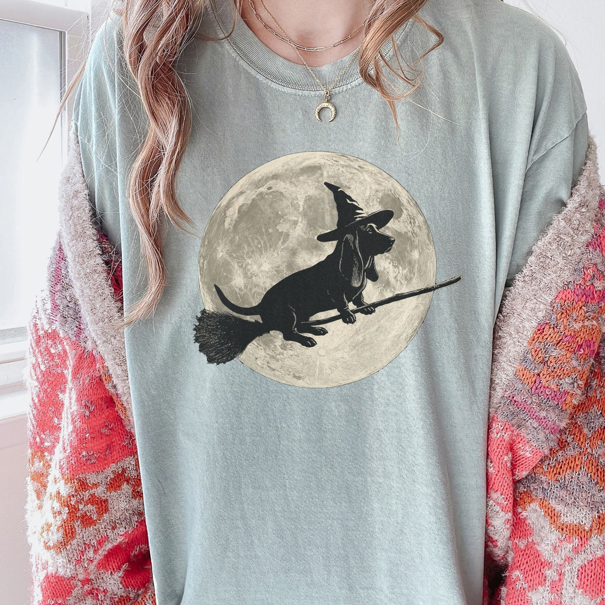 Basset Hound moon witch t-shirt