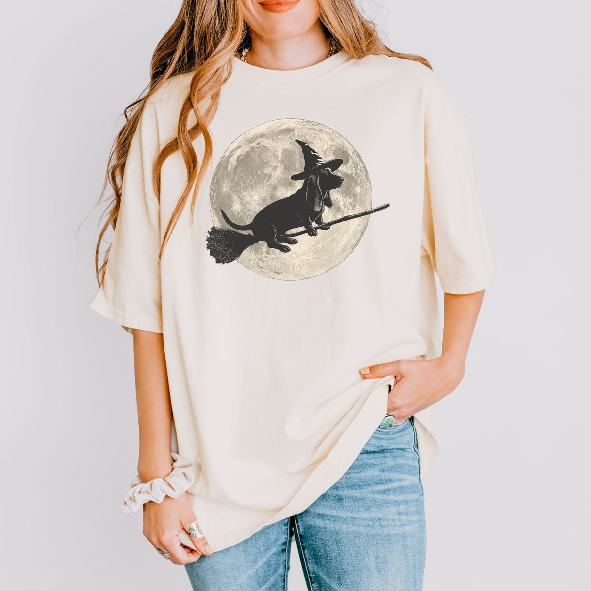 Basset Hound moon witch t-shirt