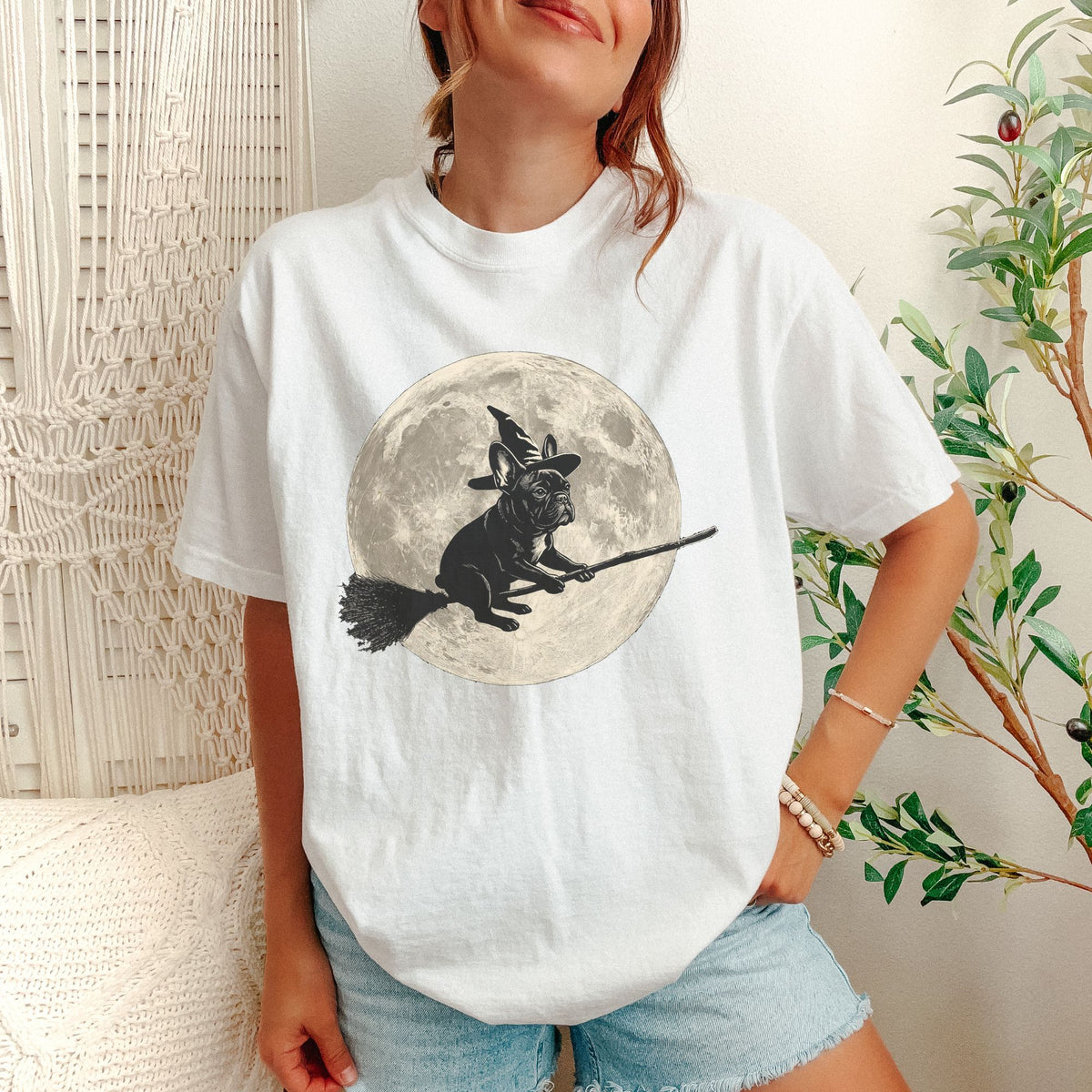French Bulldog moon witch t-shirt