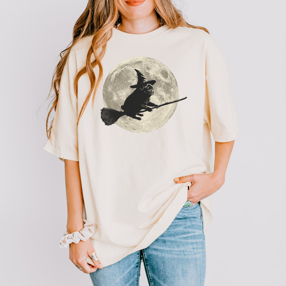 Pug moon witch t-shirt